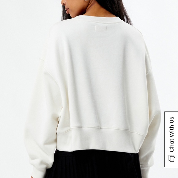 The MET Women's White Crew Neck Sweatshirt PACSUN - Picture 4 of 11
